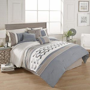 Boonesborough Beren Comforter Set